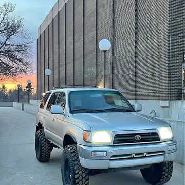 2000 Toyota 4Runner SR5