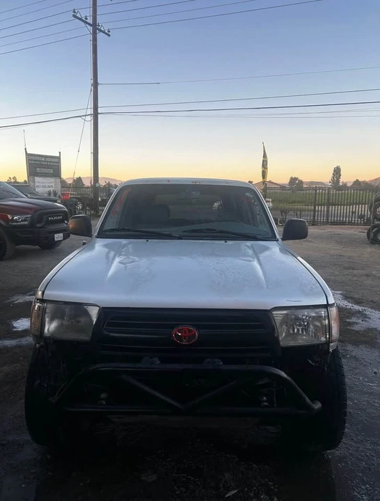 2000 Toyota 4Runner 3rd Gen - Image 3 of 8