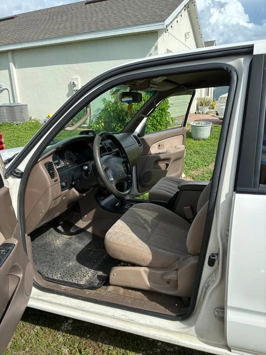 2000 Toyota 4Runner 3rd Gen - Image 9 of 13