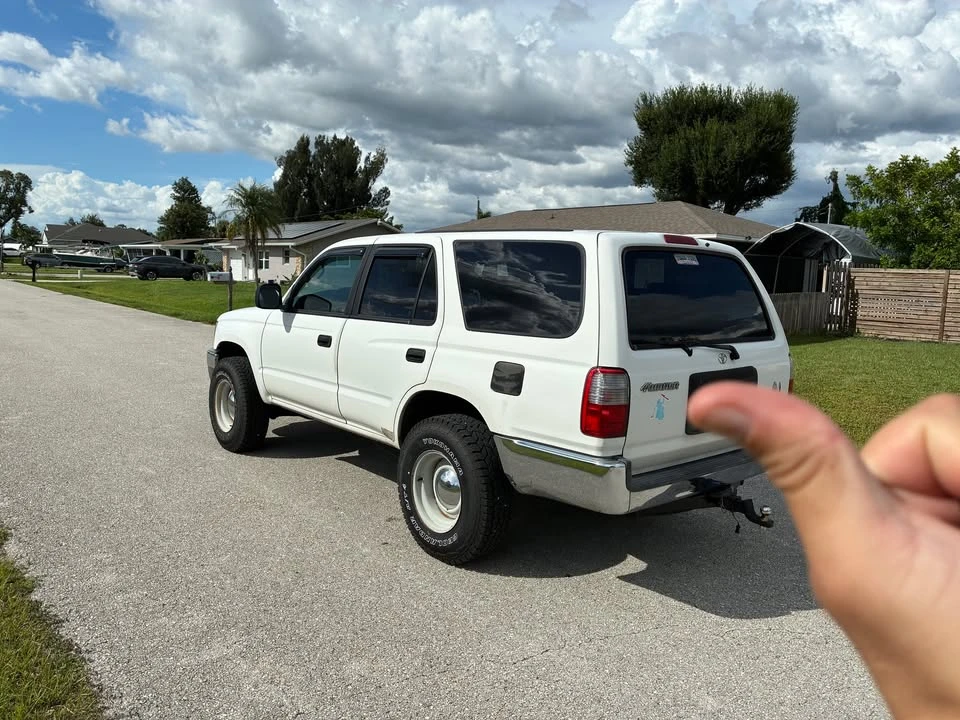 2000 Toyota 4Runner 3rd Gen - Image 2 of 13
