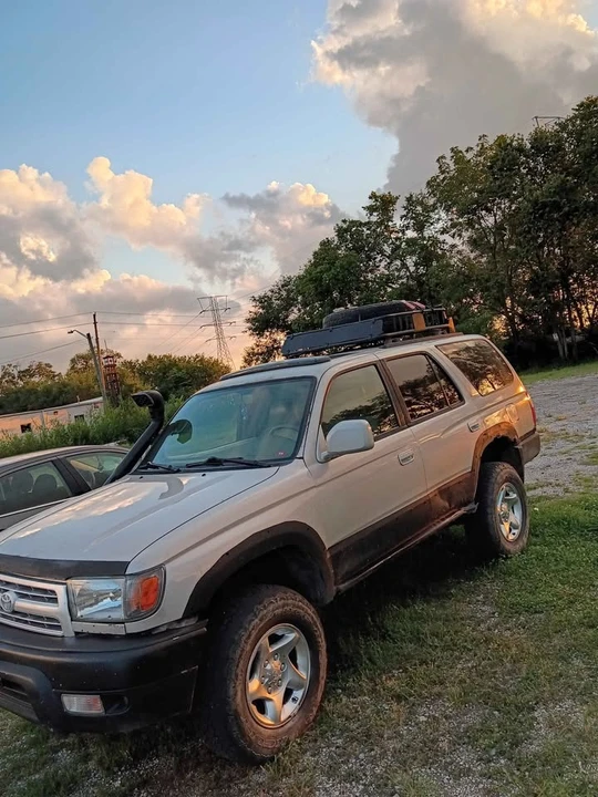 2000 Toyota 4Runner 3rd Gen - Image 2 of 20