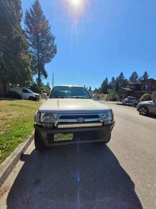2000 Toyota 4Runner 3rd Gen - Image 2 of 8