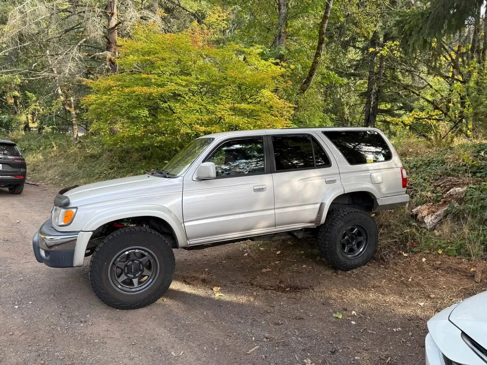 2000 Toyota 4Runner 3rd Gen - Image 3 of 5