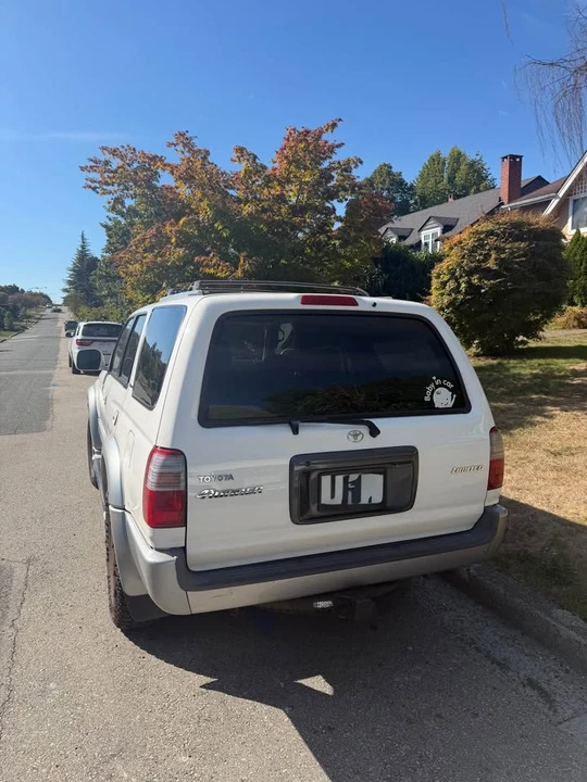 2000 Toyota 4Runner 3rd Gen - Image 3 of 12
