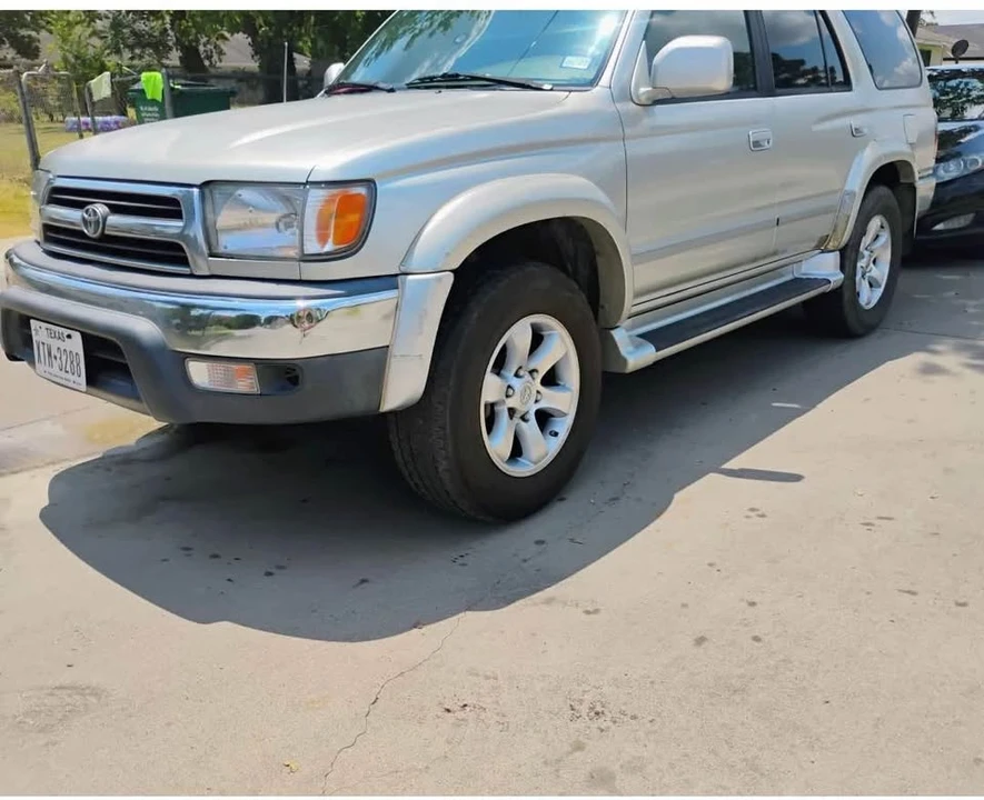 2000 Toyota 4Runner 3rd Gen - Image 2 of 4