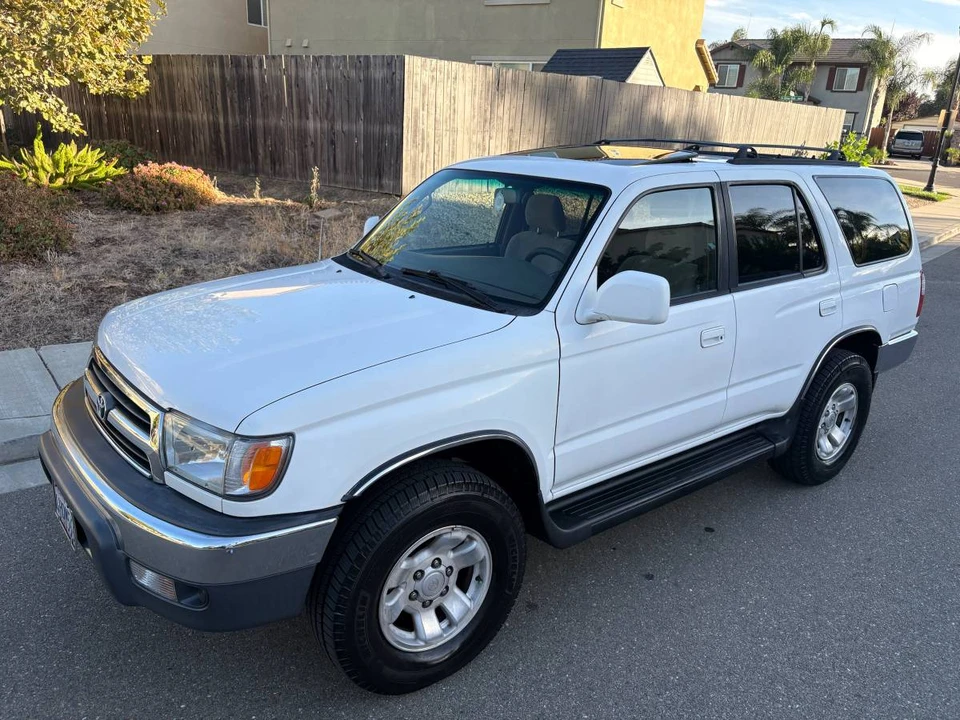 2000 Toyota 4Runner 3rd Gen - Image 10 of 24