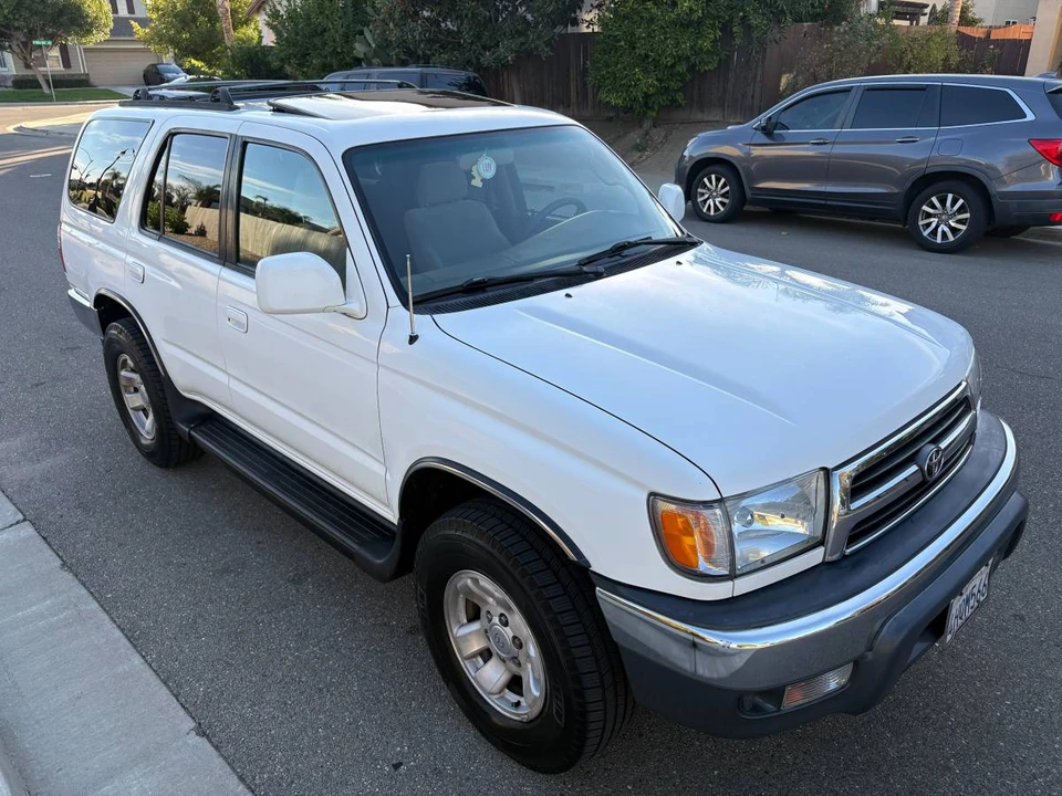 2000 Toyota 4Runner 3rd Gen - Image 10 of 24