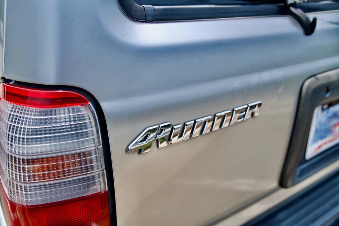 2000 Toyota 4Runner 3rd Gen - Image 3 of 18