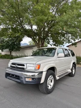 2000 Toyota 4Runner SR5 4WD