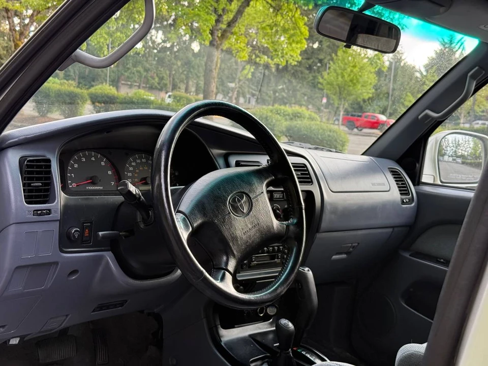 2000 Toyota 4Runner 3rd Gen - Image 11 of 16