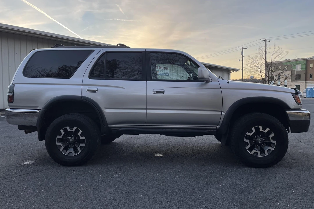 2000 Toyota 4Runner 3rd Gen - Image 3 of 31