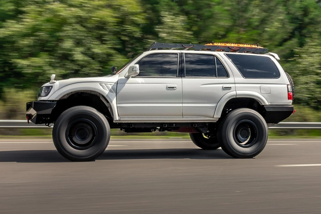 2000 Toyota 4Runner 3rd Gen - Image 3 of 31