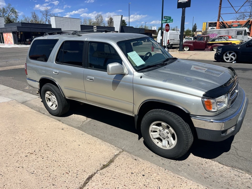 2000 Toyota 4Runner 3rd Gen - Image 2 of 11