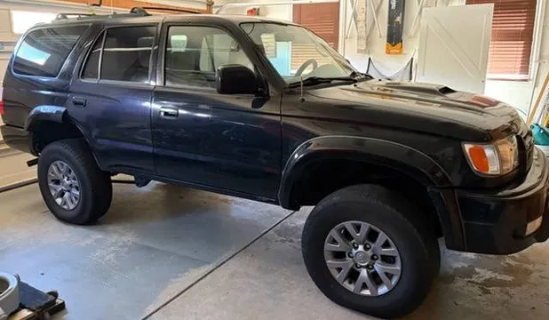 2000 Toyota 4Runner SR5