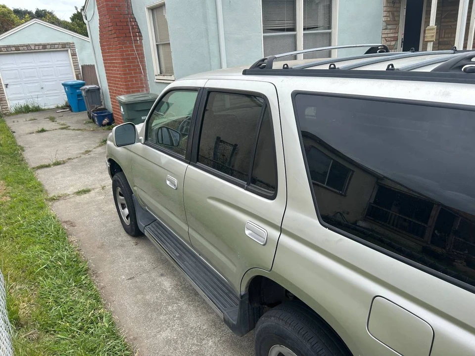 2000 Toyota 4Runner 3rd Gen - Image 3 of 4