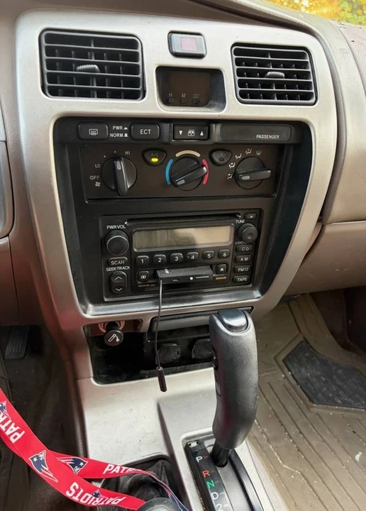 2000 Toyota 4Runner 3rd Gen - Image 5 of 12