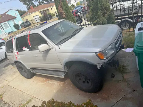 2000 Toyota 4Runner SR5 Premium Sport Utility 4D