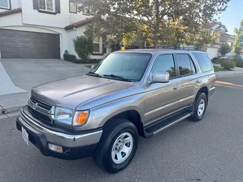 2000 Toyota 4Runner SR5 Premium Sport Utility 4D