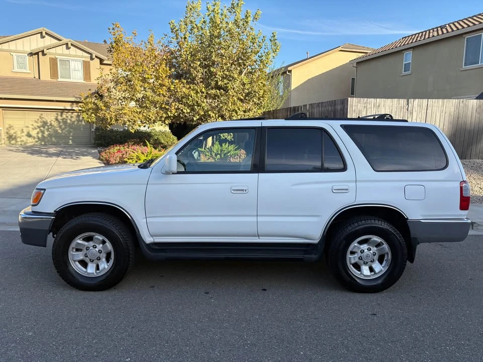 2000 Toyota 4Runner 3rd Gen - Image 2 of 20