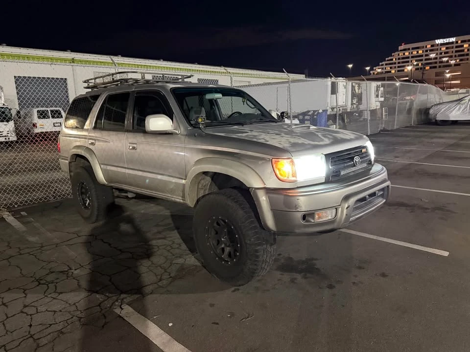 2000 Toyota 4Runner 3rd Gen - Image 3 of 12