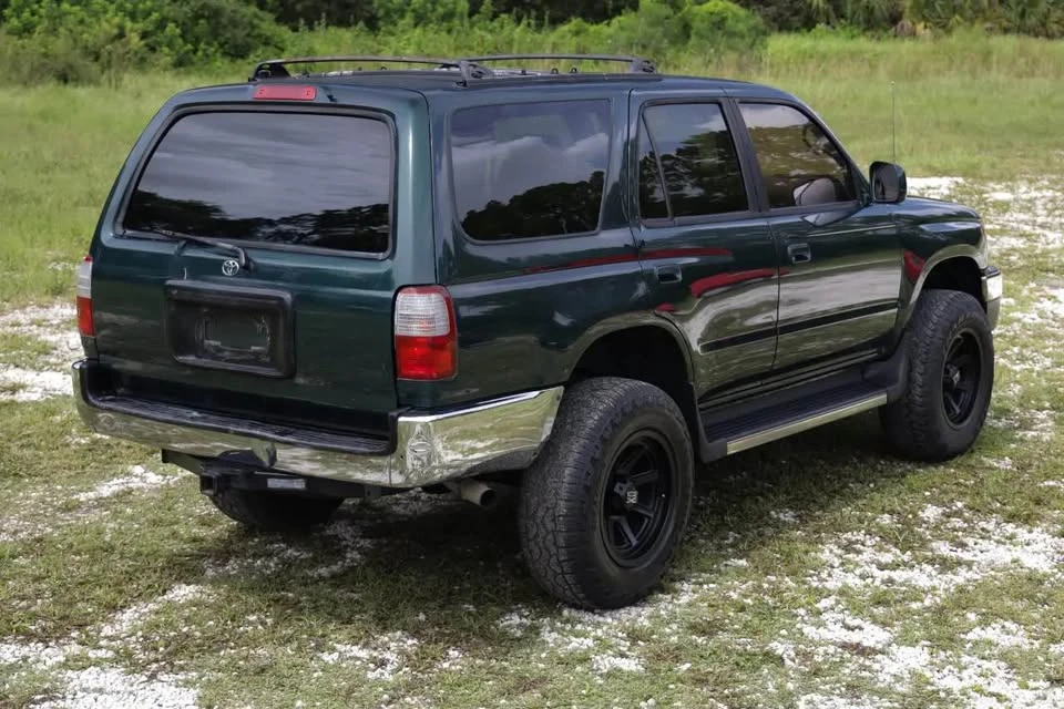 2000 Toyota 4Runner 3rd Gen - Image 3 of 12