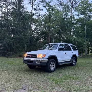 2000 Toyota 4Runner SR5