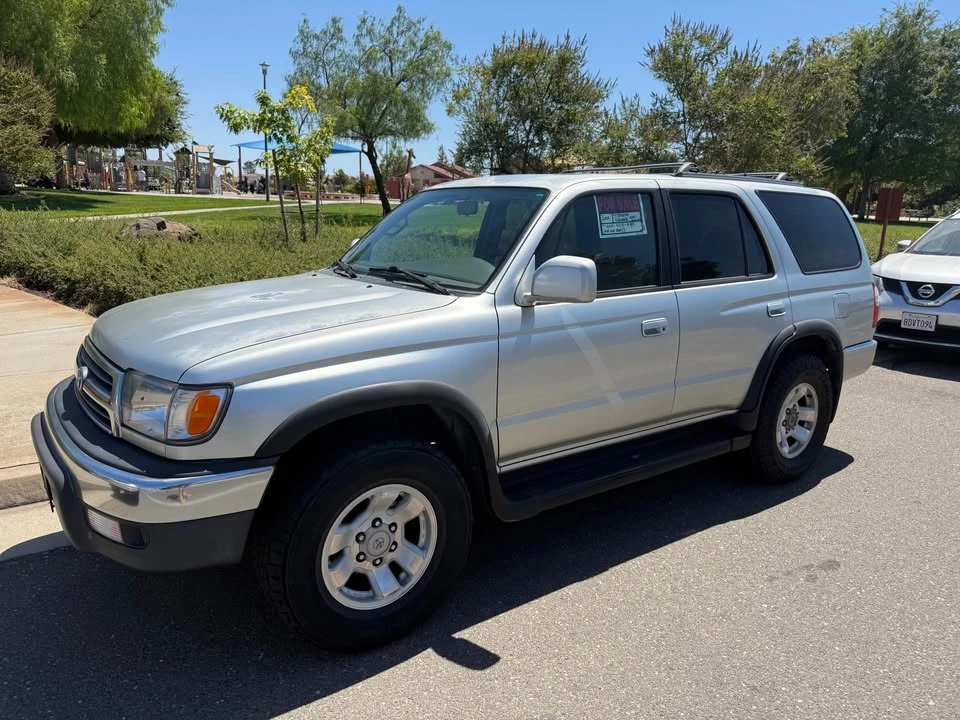 2000 Toyota 4Runner 3rd Gen - Image 2 of 3