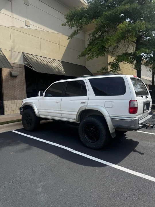 2000 Toyota 4Runner 3rd Gen - Image 3 of 12