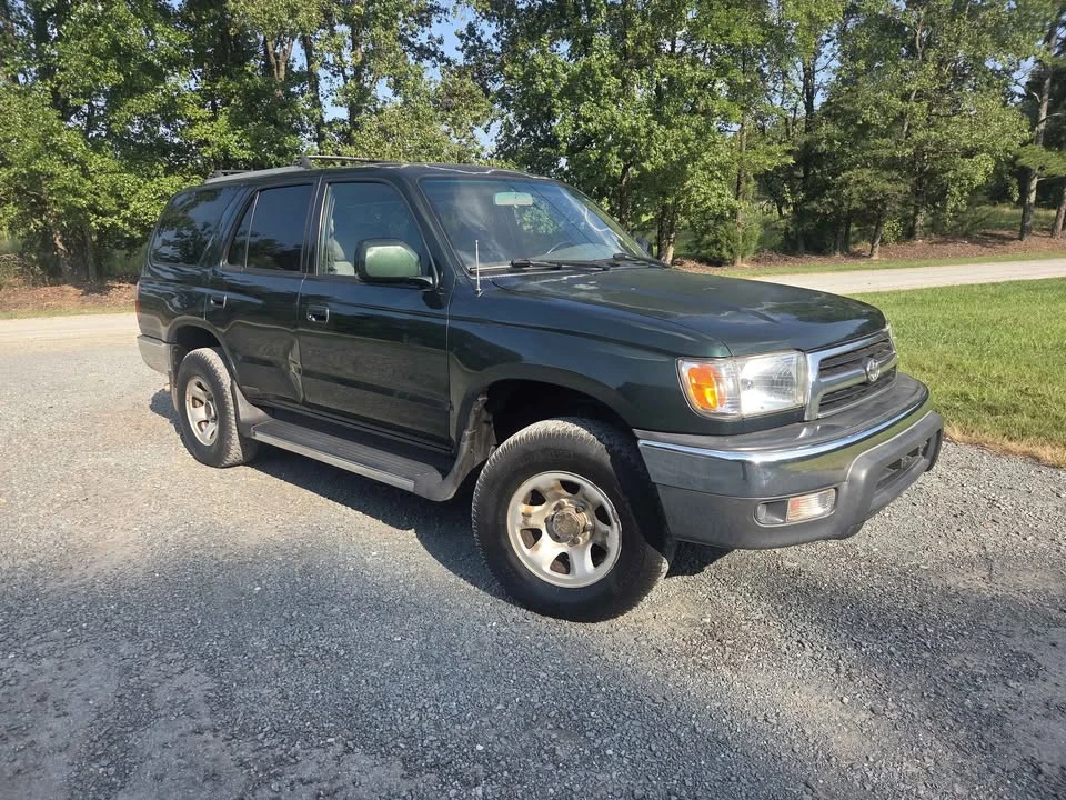2000 Toyota 4Runner 3rd Gen - Image 2 of 13