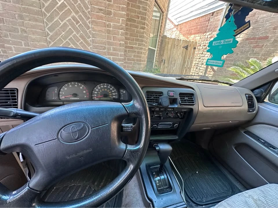2000 Toyota 4Runner 3rd Gen - Image 4 of 4