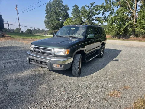 2000 Toyota 4Runner SR5 Sport Utility 2D