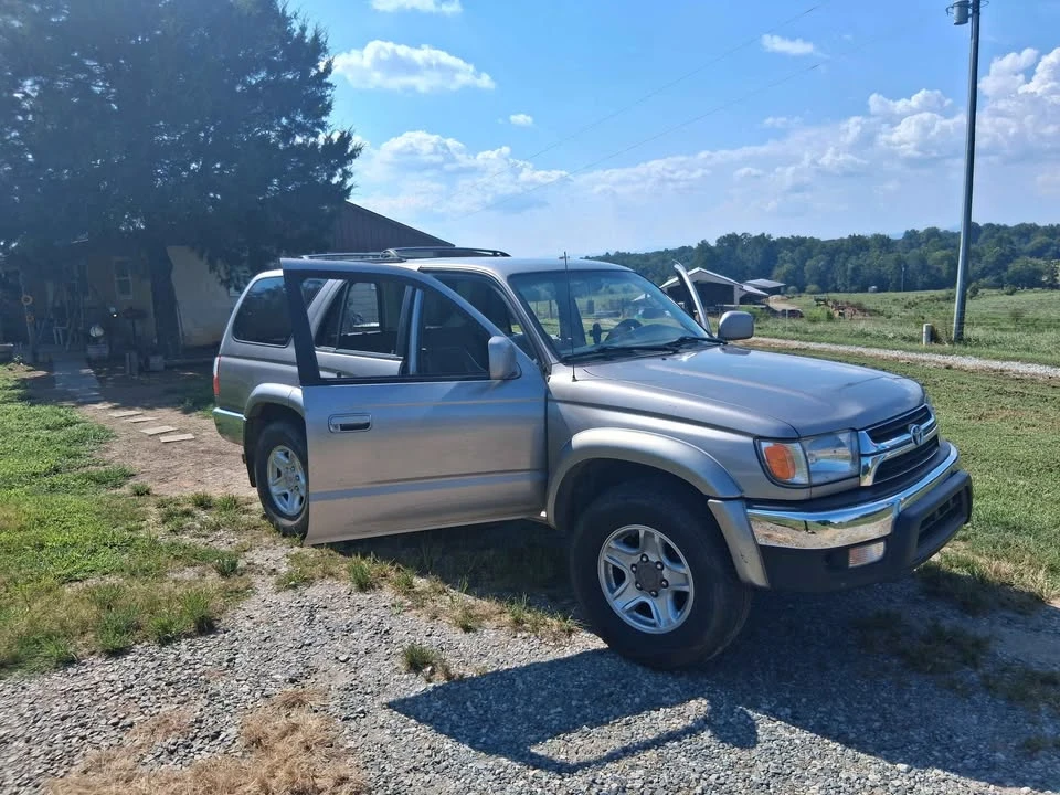 2000 Toyota 4Runner 3rd Gen - Image 2 of 5