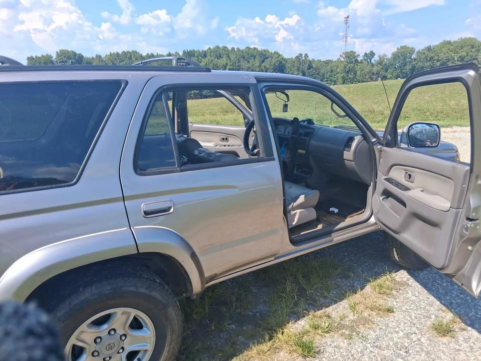 2000 Toyota 4Runner 3rd Gen - Image 3 of 5