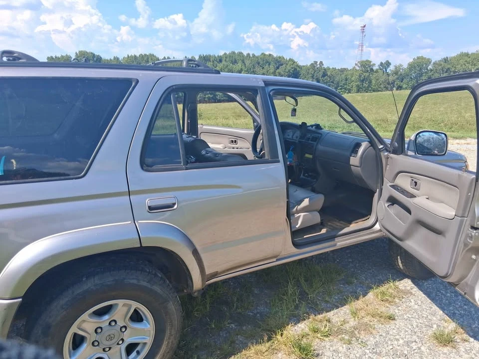 2000 Toyota 4Runner 3rd Gen - Image 4 of 5
