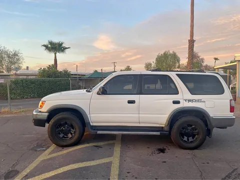 2000 Toyota 4Runner SR5 Sport Utility 2D
