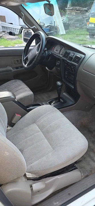 2000 Toyota 4Runner 3rd Gen - Image 8 of 9