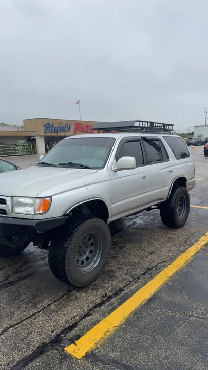 2000 Toyota 4Runner 3rd Gen - Image 4 of 5
