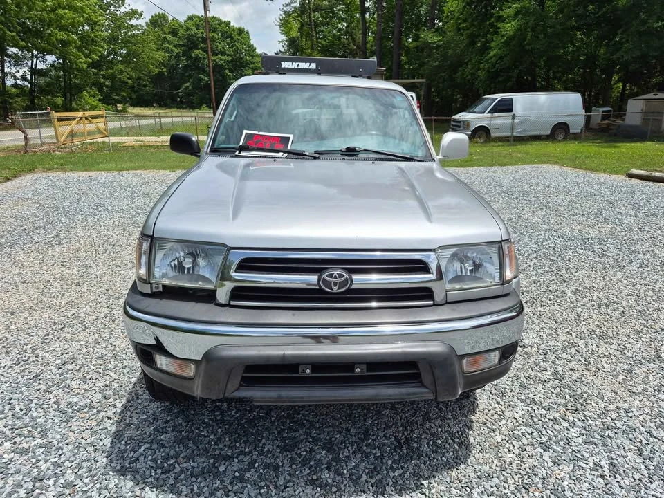 2000 Toyota 4Runner 3rd Gen - Image 2 of 9