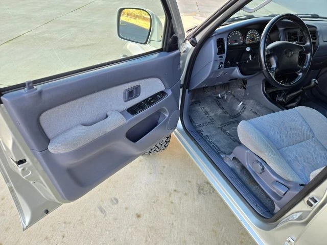 2000 Toyota 4Runner 2nd Gen - Image 10 of 21
