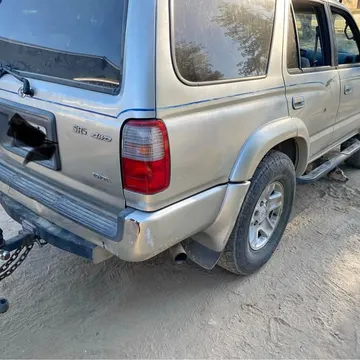 2000 Toyota 4Runner SR5