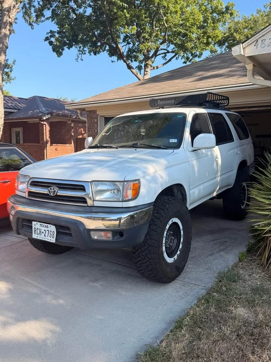 2000 Toyota 4Runner 3rd Gen - Image 13 of 14