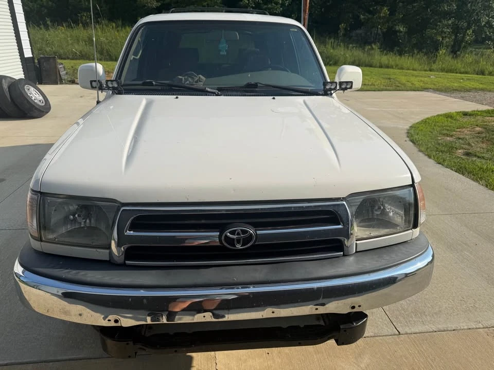 2000 Toyota 4Runner 3rd Gen - Image 2 of 6