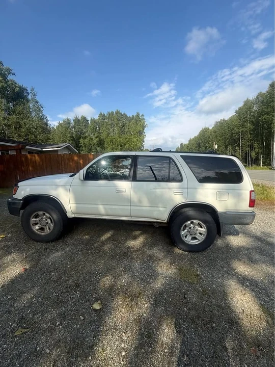2000 Toyota 4Runner 3rd Gen - Image 2 of 15