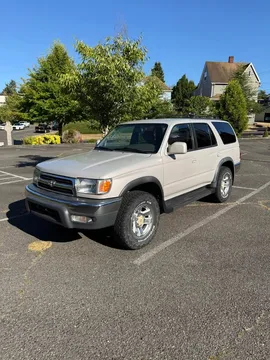 2000 Toyota 4Runner SR5 Sport Utility 4D