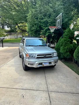 2000 Toyota 4Runner SR5 Sport Utility 4D