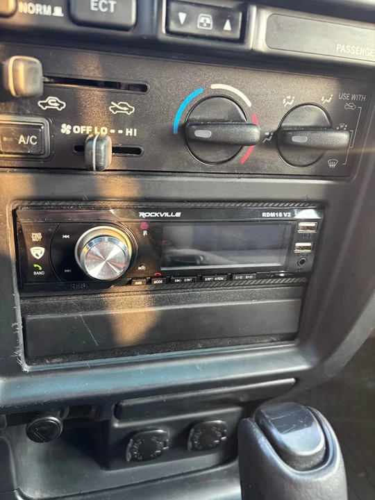 2000 Toyota 4Runner 3rd Gen - Image 12 of 13