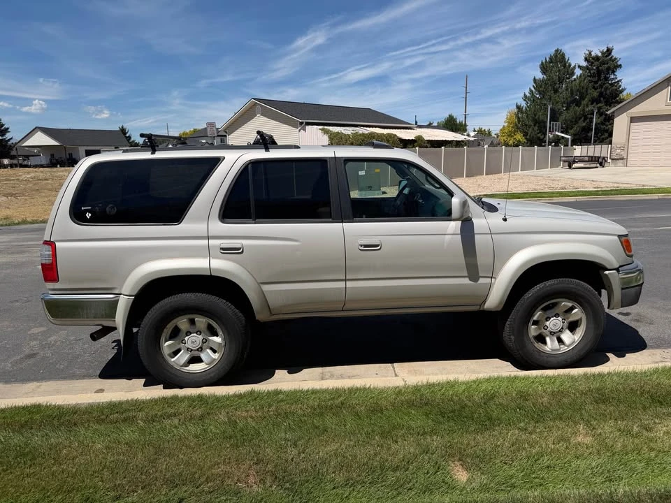 2000 Toyota 4Runner 3rd Gen - Image 3 of 14