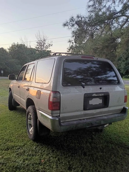2000 Toyota 4Runner 3rd Gen - Image 3 of 9