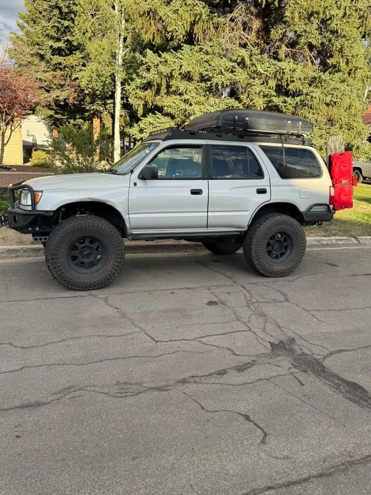 2000 Toyota 4Runner 3rd Gen - Image 3 of 13