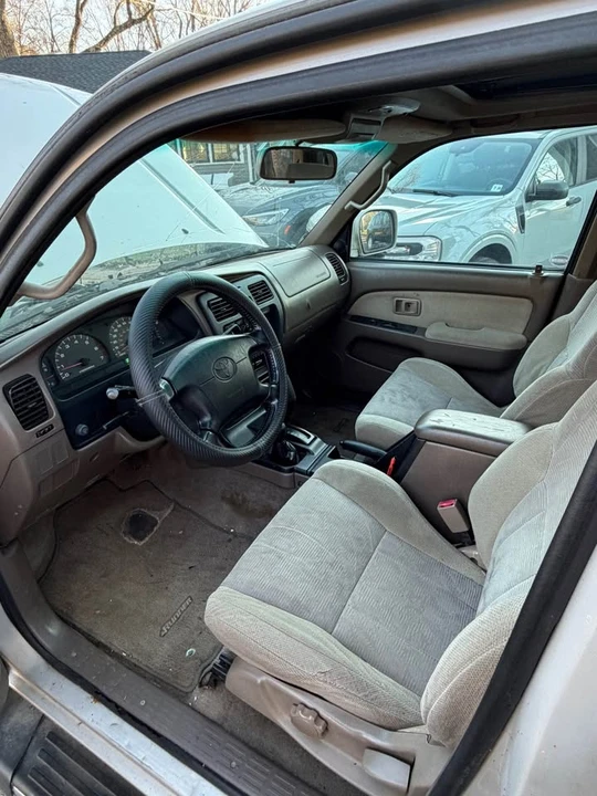2000 Toyota 4Runner 3rd Gen - Image 8 of 11